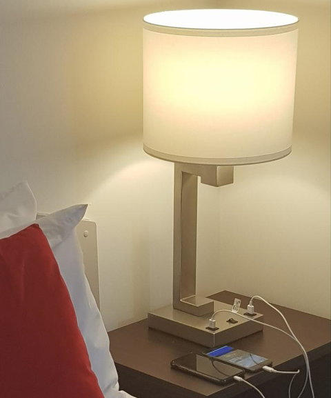 Hides Hotel - Pubs and Clubs 5