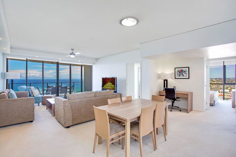 Mantra Sierra Grand - Pubs and Clubs 10