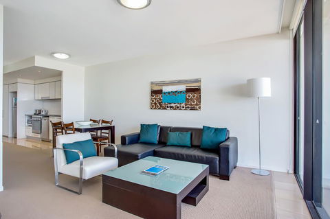 Mantra Sierra Grand - Pubs and Clubs 36