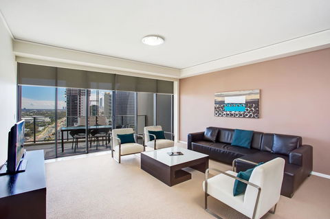 Mantra Sierra Grand - Pubs and Clubs 5