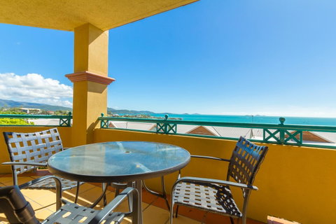 Toscana Village Resort - Go Out 29