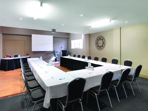 Adina Apartment Hotel Brisbane Anzac Square - Pubs and Clubs 16