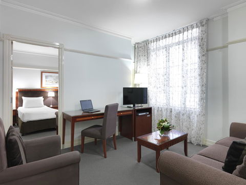 Adina Apartment Hotel Brisbane Anzac Square - Pubs and Clubs 6