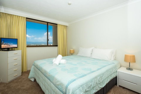 Breakers North Absolute Beachfront Apartments - Official - Pubs and Clubs 29