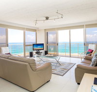 Breakers North Absolute Beachfront Apartments - Pubs and Clubs