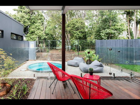 Sam's Buderim Mountain Guest House - Go Out 7