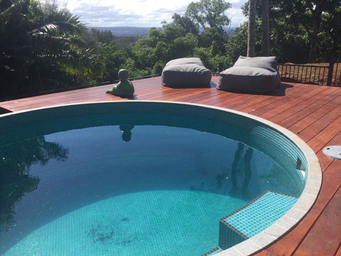 Sam's Buderim Mountain Guest House - Go Out 24