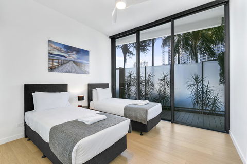 Oracle, 2 & 3 Bedroom Apartments - We Accommodate - Pubs and Clubs 24