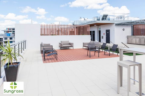Fleet Lane Apartments - Go Out 23