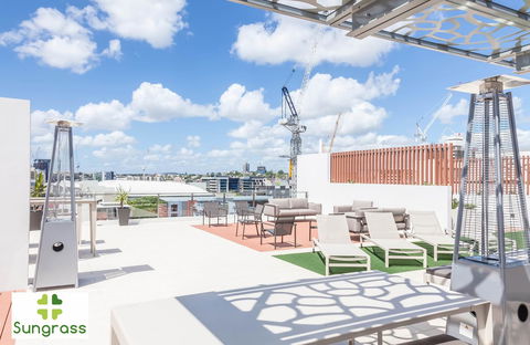 Fleet Lane Apartments - Go Out 21
