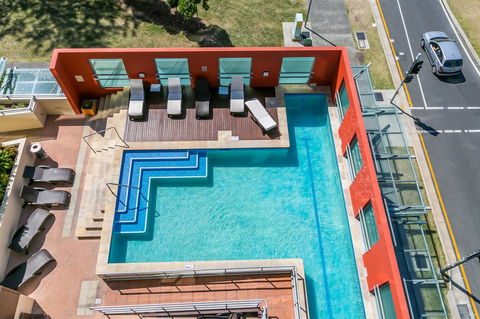 Broadbeach On The Park, 3 Bed Ocean - We Accommodate - Pubs and Clubs 12