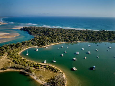 Ingenia Holidays Noosa North - Pubs and Clubs 3