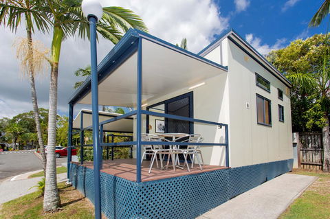 Ingenia Holidays Noosa North - Pubs and Clubs 39