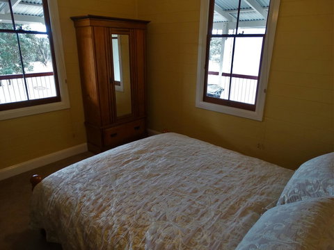 Loughmore House - Go Out 10