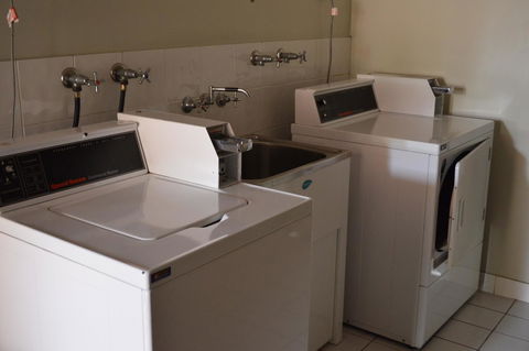 Mackay Resort Motel - Pubs and Clubs 38