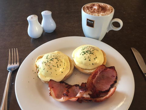 Mackay Resort Motel - Pubs and Clubs 17