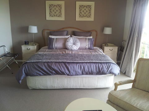 Waterview Gardens B&B - Pubs and Clubs 0