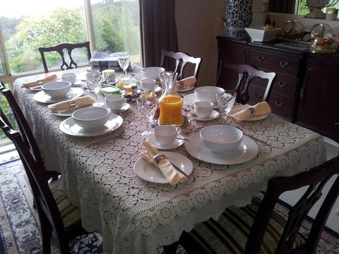 Waterview Gardens B&B - Pubs and Clubs 1