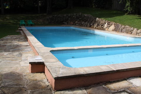 Waterview Gosford Motor Inn - Pubs and Clubs 3