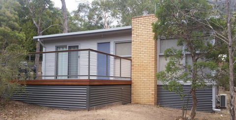 Wattletree Cottage - Pubs and Clubs 0