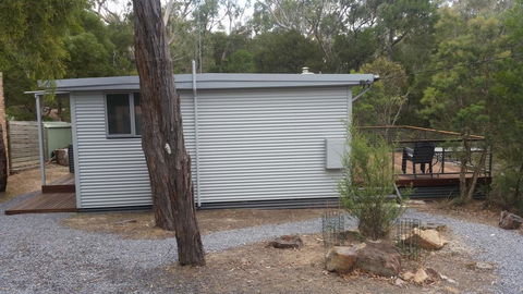 Wattletree Cottage - Pubs and Clubs 1