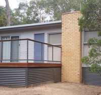 Wattletree Cottage - Pubs and Clubs