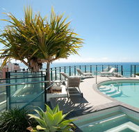 Wave Apartments Broadbeach - Pubs and Clubs