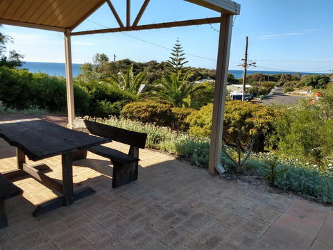 Wave Walk - Pubs and Clubs 1