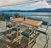 Waves 5 Luxury 3 Bedroom Breathtaking Ocean Views Central Location - Pubs and Clubs