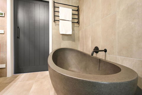 Way Out Wandi - Pubs and Clubs 2