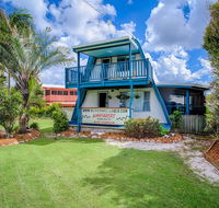 Wayfarers Beachouse - Rainbow Beach Everything you need just metres to the beach - Go Out