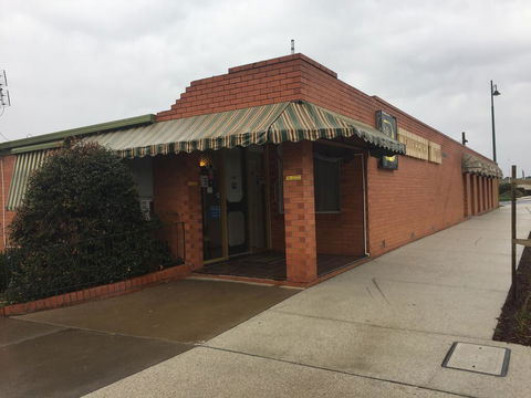 Wedderburn Goldseeker Motel - Pubs and Clubs 1