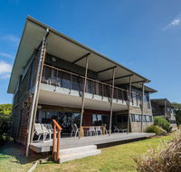 Weetanga - Pubs and Clubs