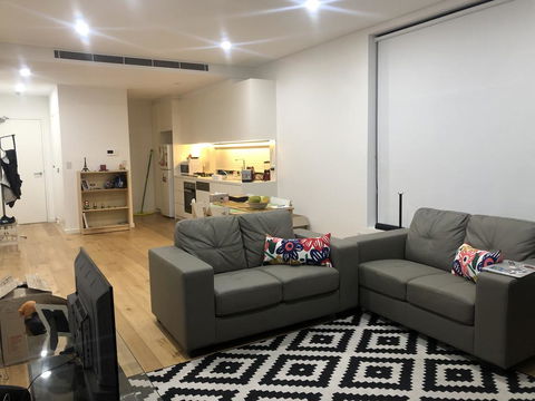 Welcome To Kensington - Homestay - Pubs and Clubs 3