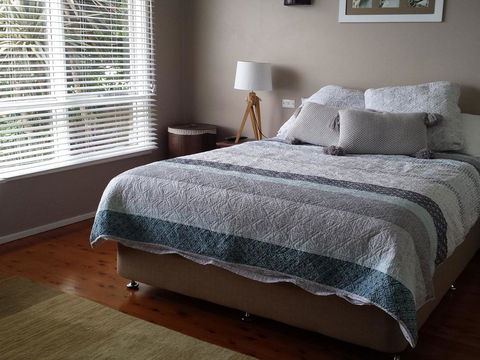 Werri Escape - Pubs and Clubs 3