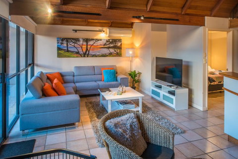 Whalers Cove Villas - Go Out 3
