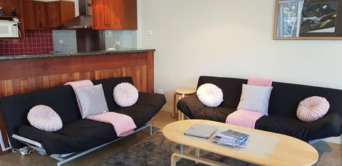 Whistler 1C - Pubs and Clubs 3