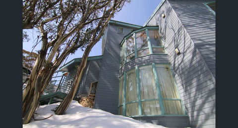 Whistler 1C - Pubs and Clubs 0