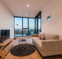 Whitehorse Tower Deluxe 1 Bedroom with View - Pubs and Clubs