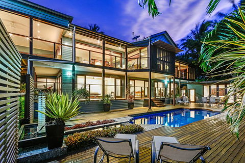 Whitsunday Waters On Hamilton Island - Pubs and Clubs 3