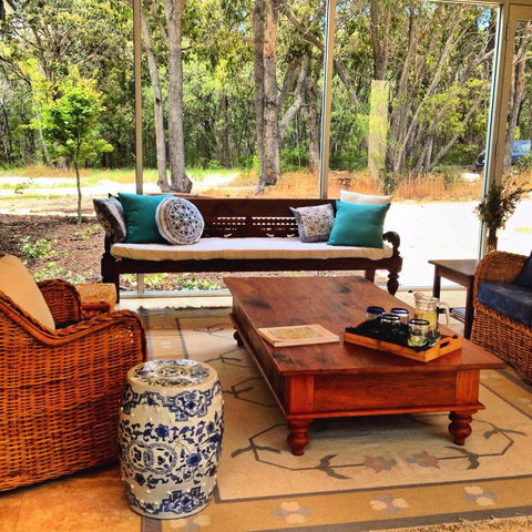 Wilderness House - Pubs and Clubs 3