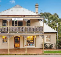 William Arnott Hotel - Pubs and Clubs