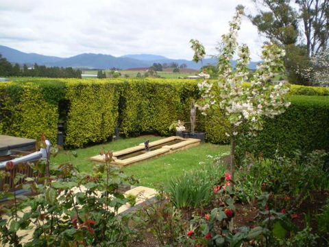 Willowlodge - Pubs and Clubs 2