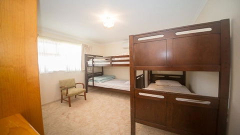 Wilto By The Beach - 4 (1) Wilto Street - Pubs and Clubs 3