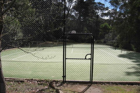 Wimbeldon - Pubs and Clubs 1