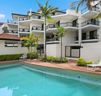 Windsurfer Resort - Pubs and Clubs