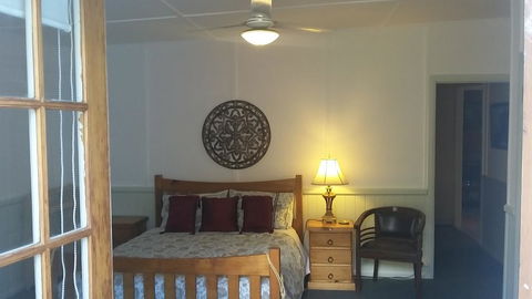 Windswept Country Retreat - Pubs and Clubs 2