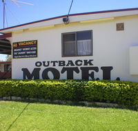 Winton Outback Motel - Pubs and Clubs