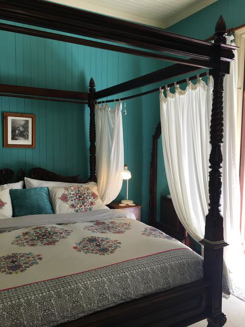 Wiss House Bed & Breakfast - Pubs and Clubs 1