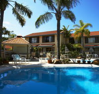 Wolngarin Holiday Resort Noosa - Pubs and Clubs